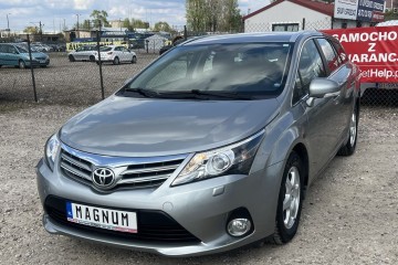 2.0 D4D 124 KM Tylko 171 tys. Km Nowe Opony i Hamulce
