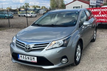2.0 D4D 124 KM Tylko 171 tys. Km Nowe Opony i Hamulce